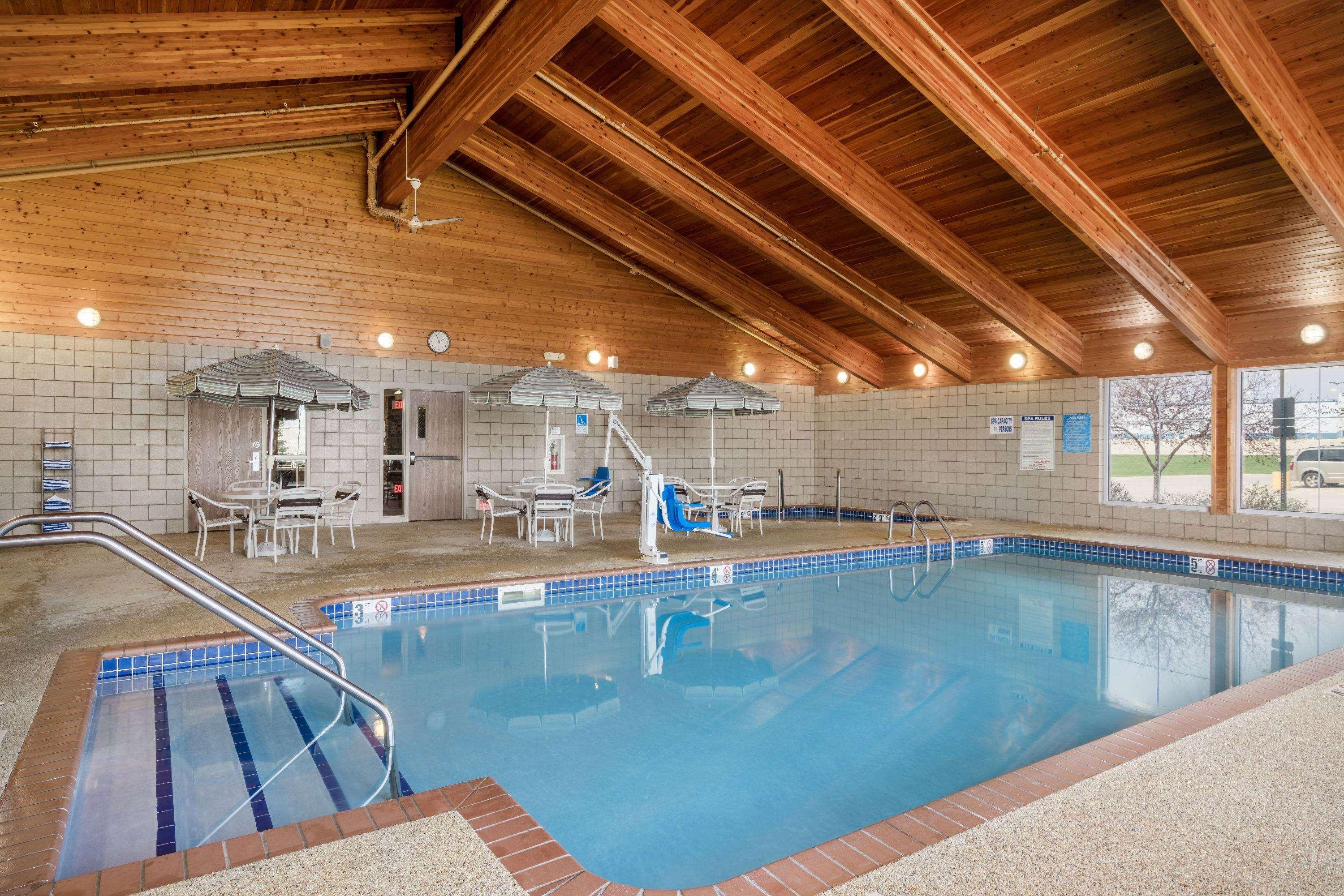 Americinn By Wyndham Anamosa Dış mekan fotoğraf